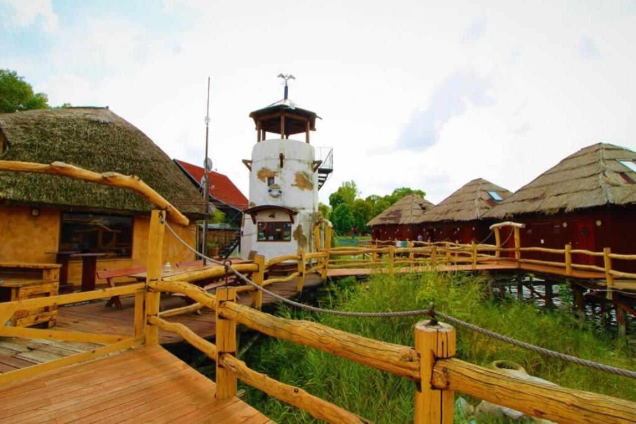 Overwater Cottage - Slovak Tahiti, Senec Exterior foto